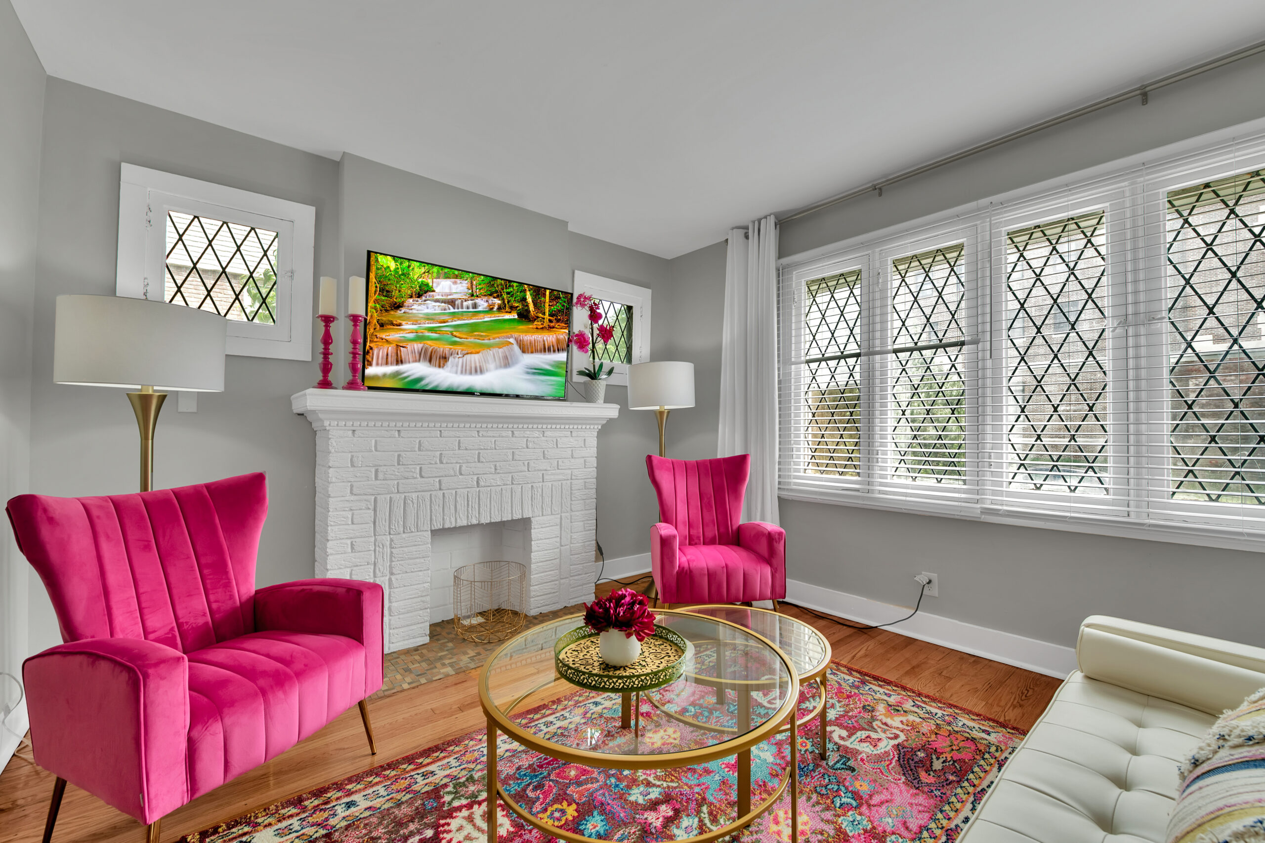 Stunning Apartment near Palmer Park / Free Parking