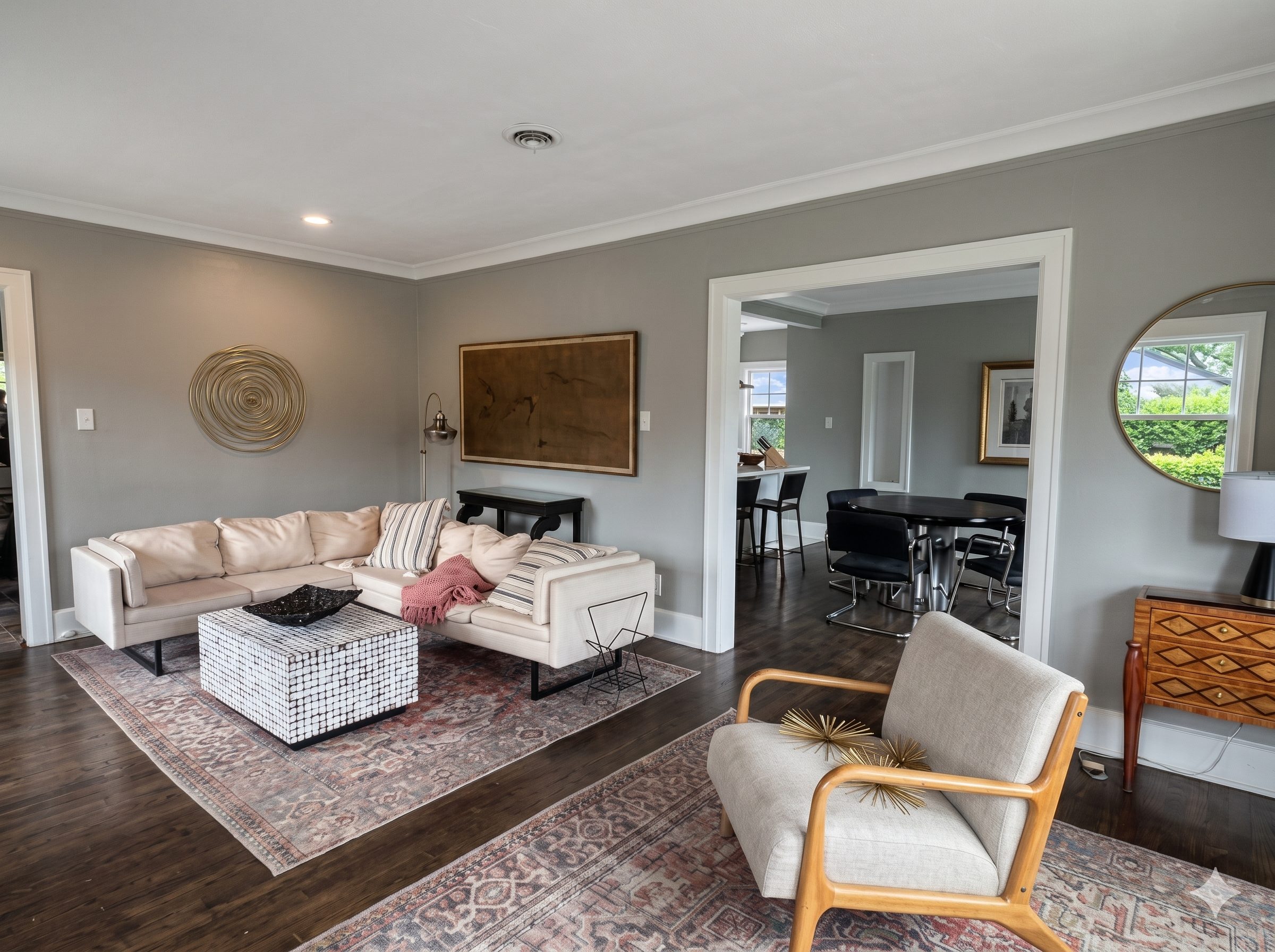 Stratford Road – Lounge